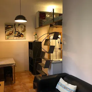 Estudio Finestrelles , Esplugues de Llobregat España